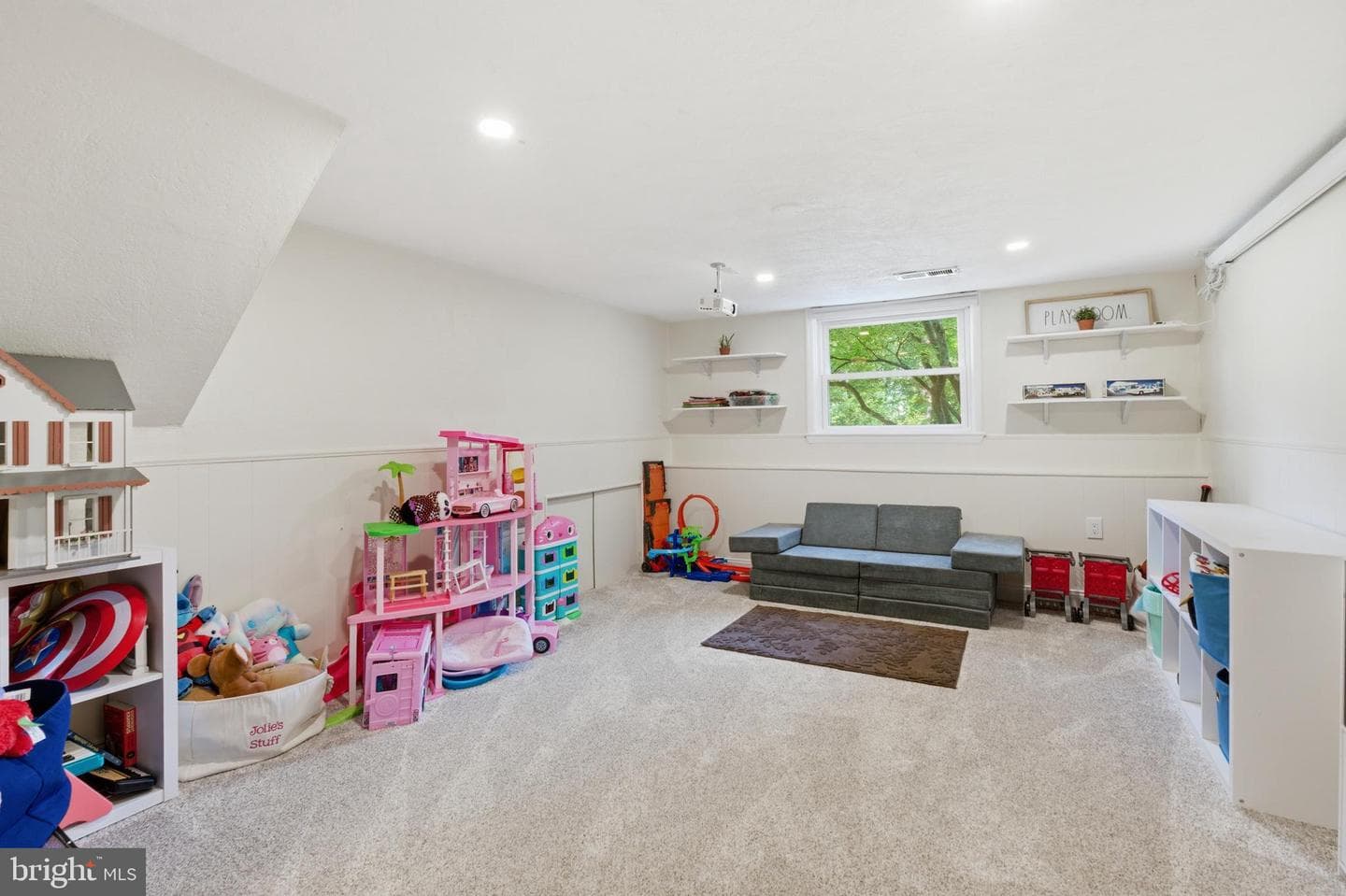 582 Forest Road photo 18