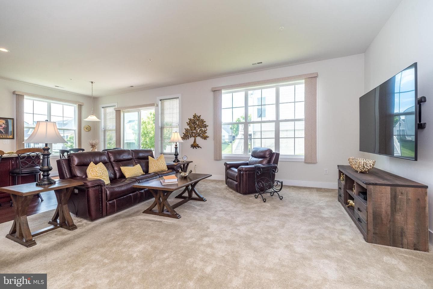 300 Dryden Road E photo 20