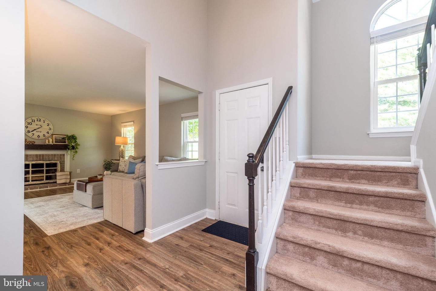 303 Stratford Court photo 9