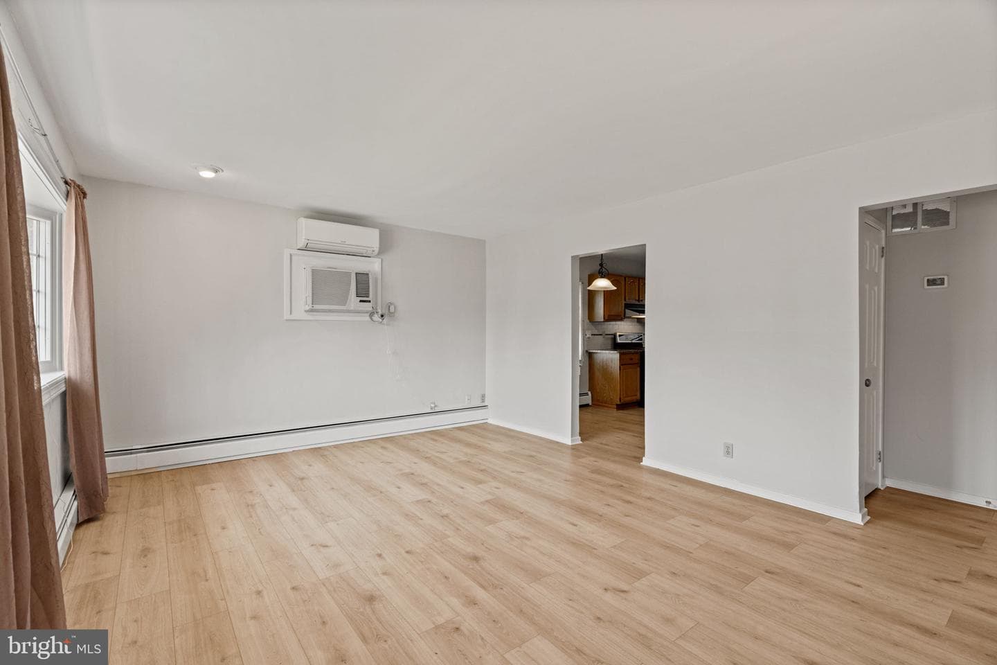 431 Marion Avenue photo 8