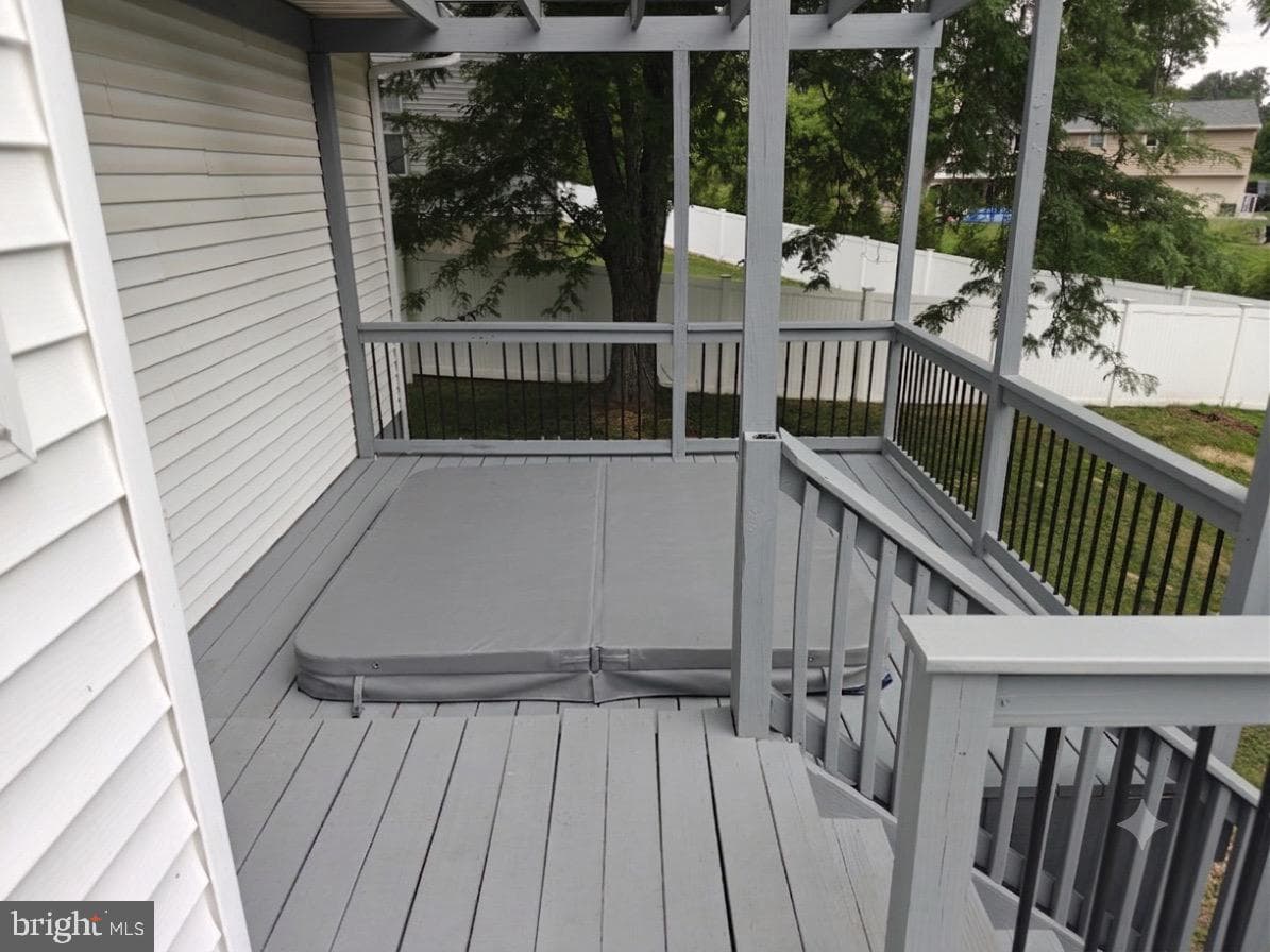124 Horseshoe Lane photo 36
