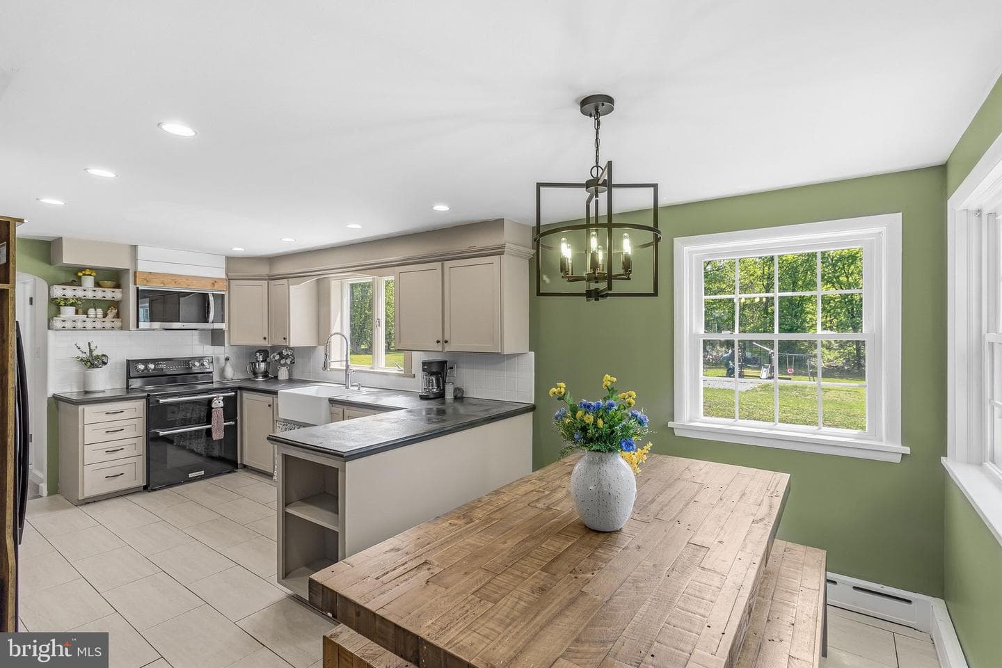 194 Congo Road photo 27
