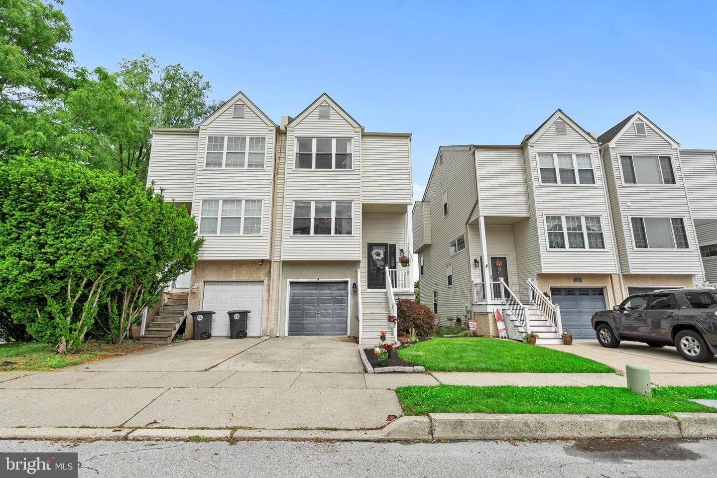 1102 Lenape Lane photo 2