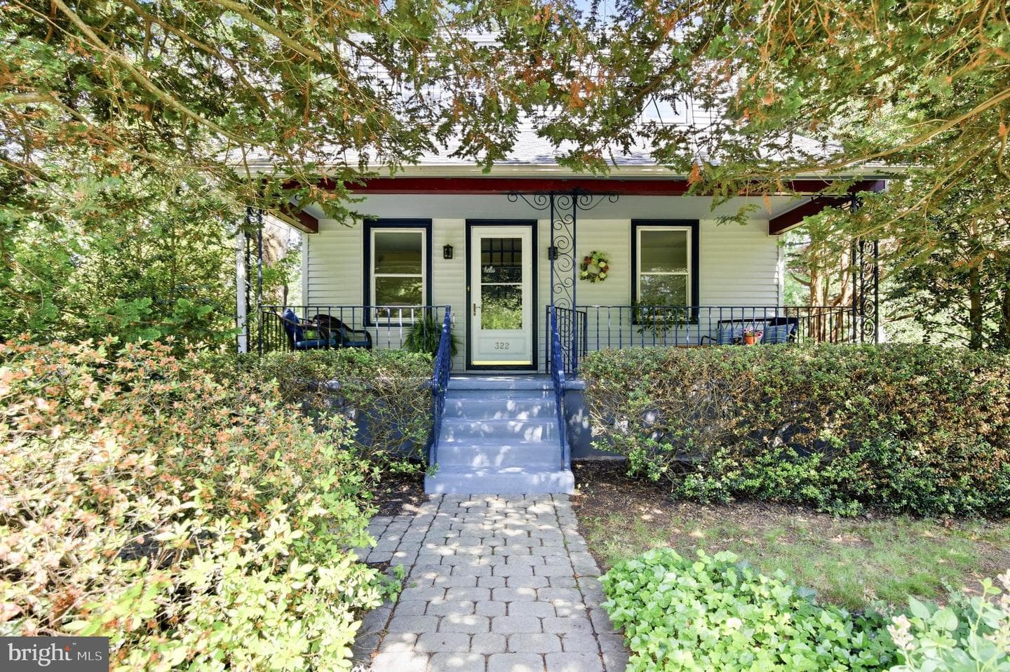 322 Cottage Avenue photo 1