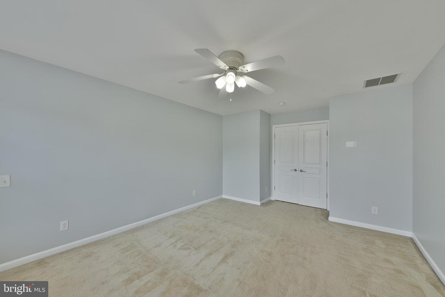 504 Ellison photo 15