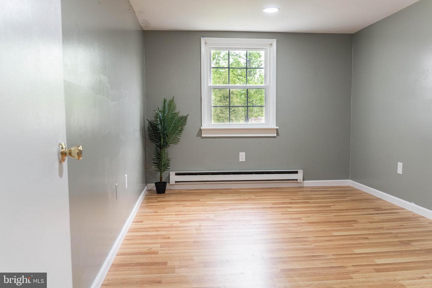 1606 N Line Street photo 19