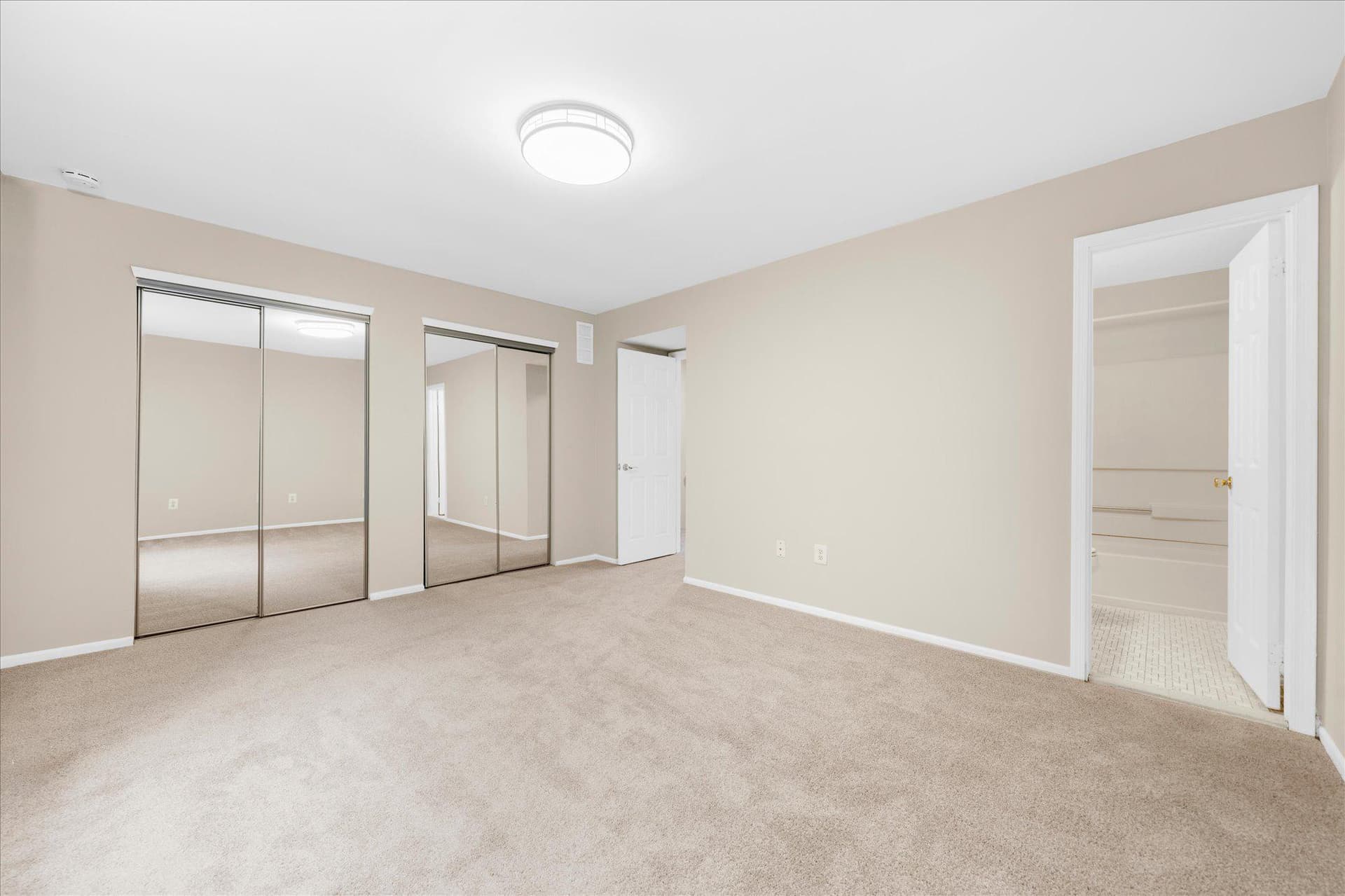 113 Macintosh Court photo 17