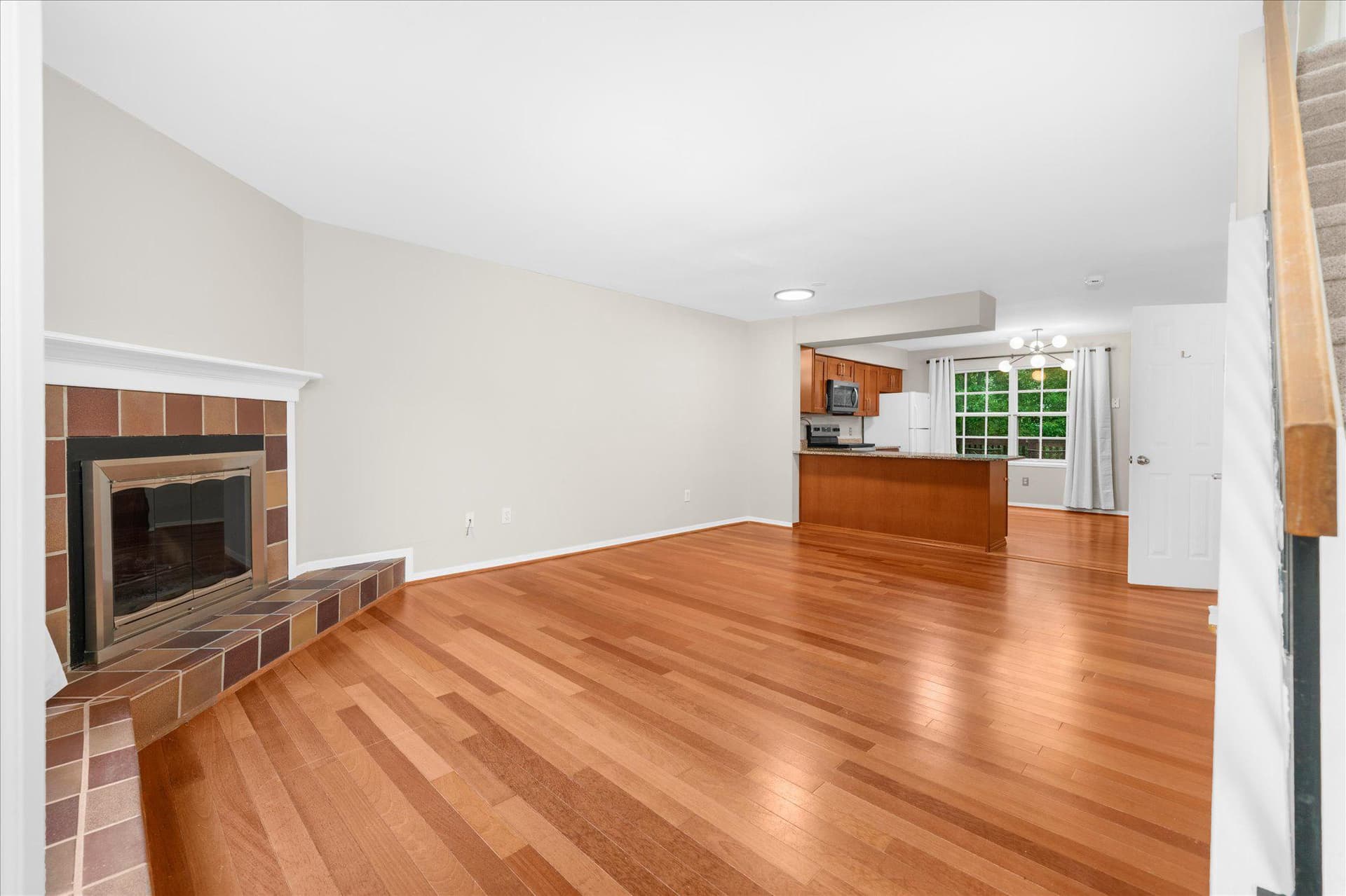 113 Macintosh Court photo 3
