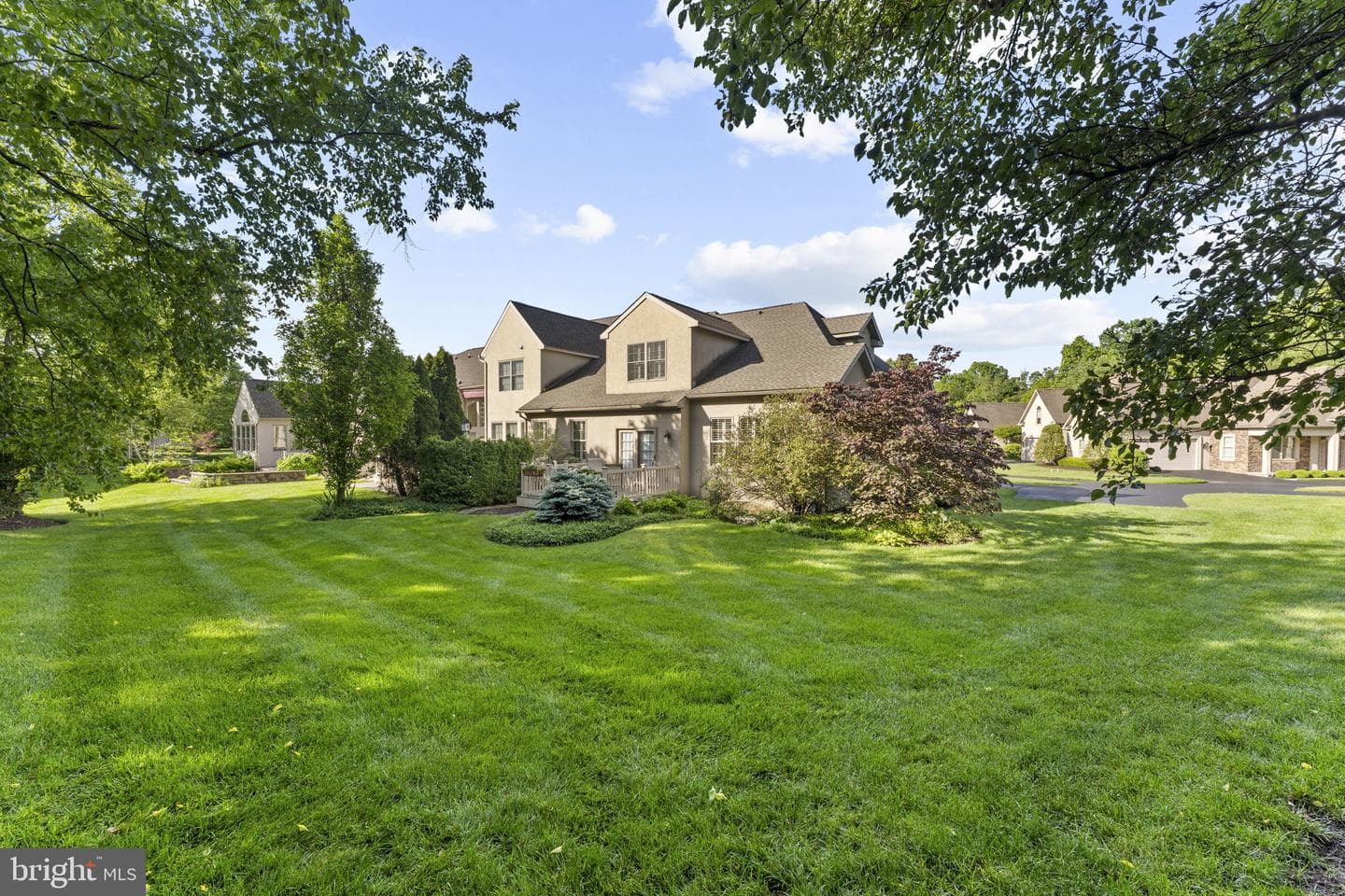 703 Saint Andrews Court photo 35