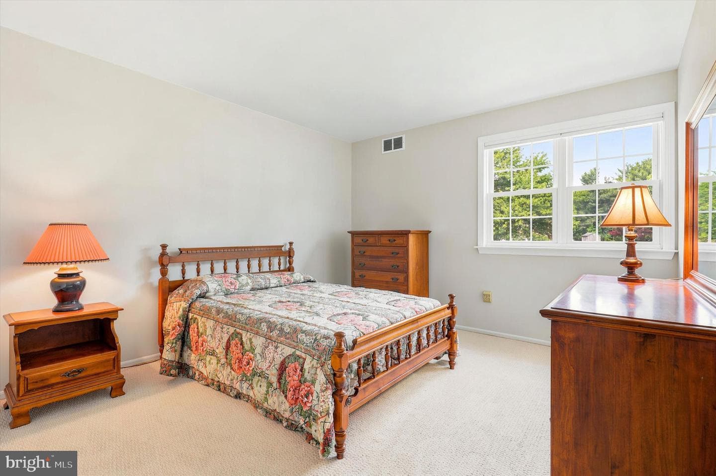 22 Woodstock Circle photo 33
