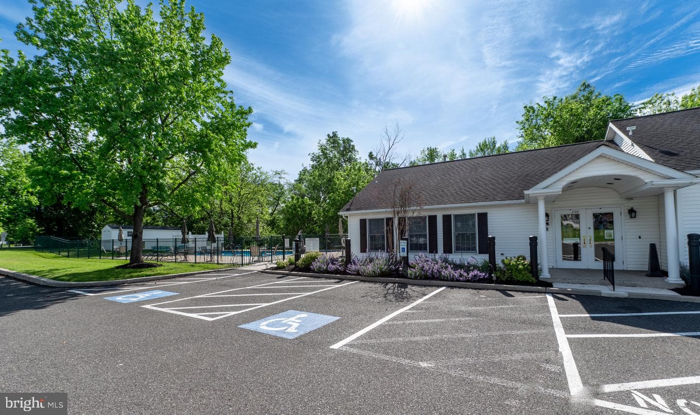 201 Village Way photo 56