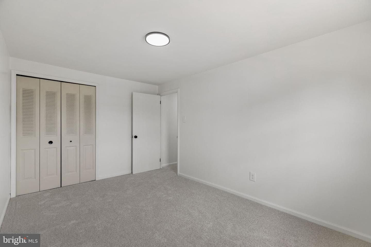 110 Orchard Court photo 29