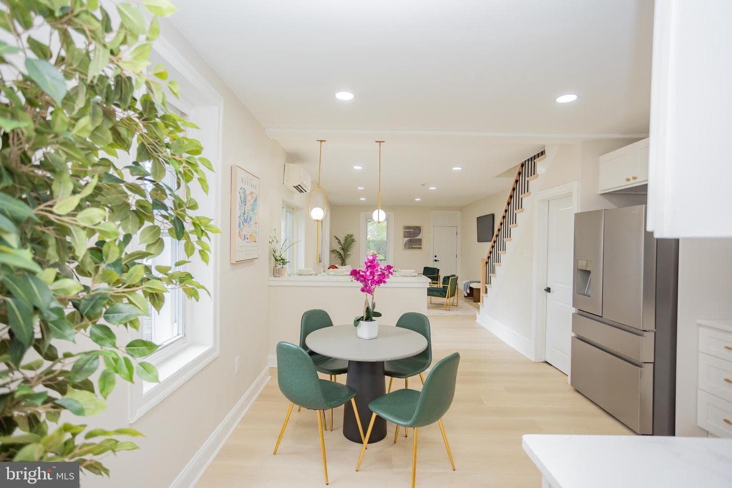 139 W Walnut Street photo 13