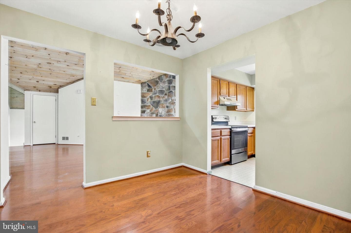 444 Brown Briar Circle photo 7