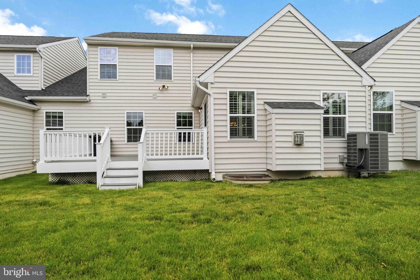 860 Reynards Run photo 50