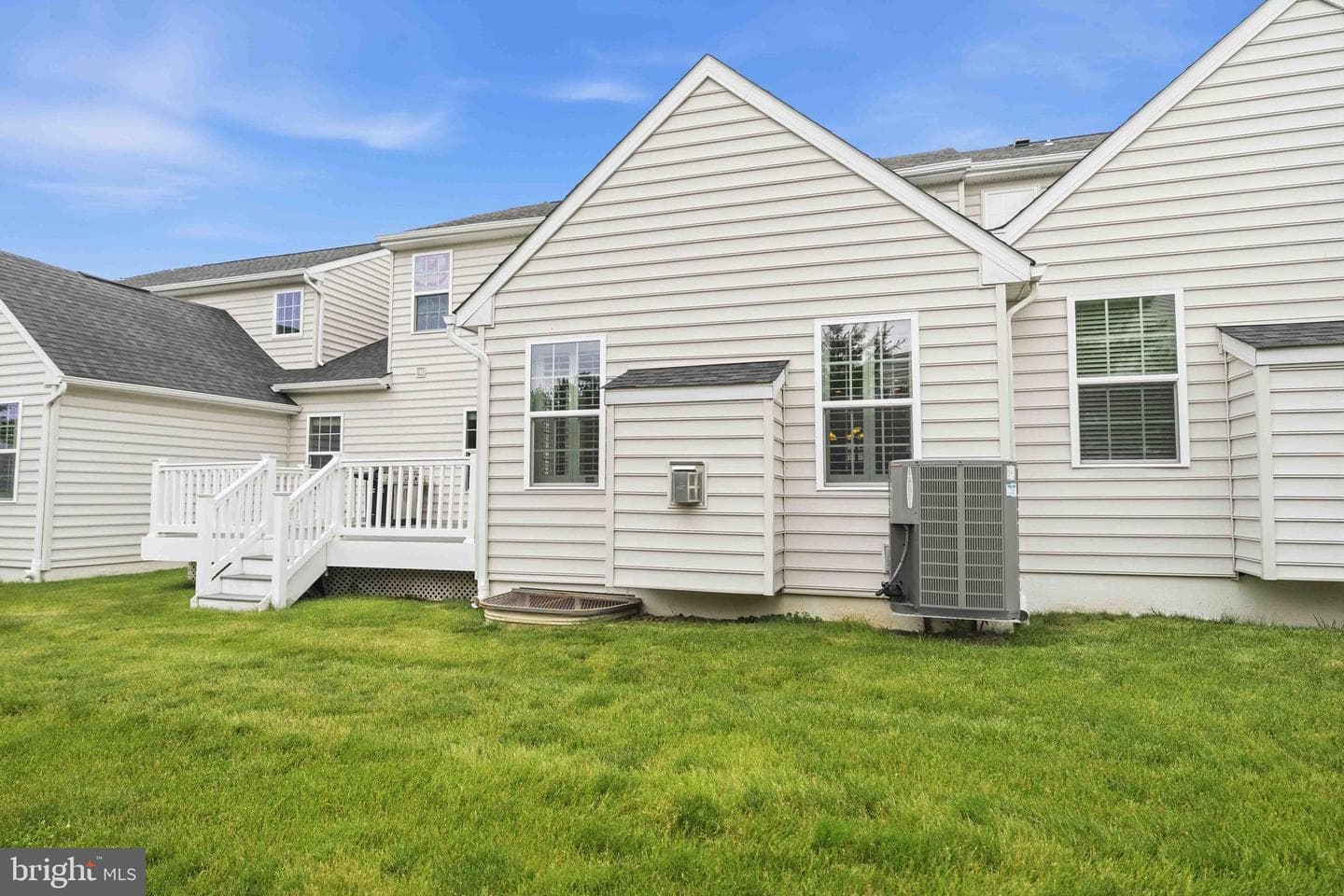 860 Reynards Run photo 51