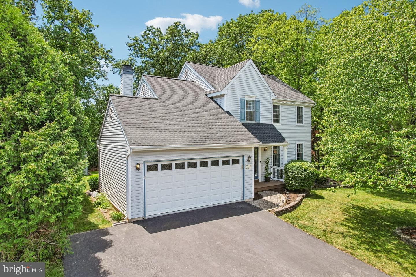 322 Mulberry Drive photo 2
