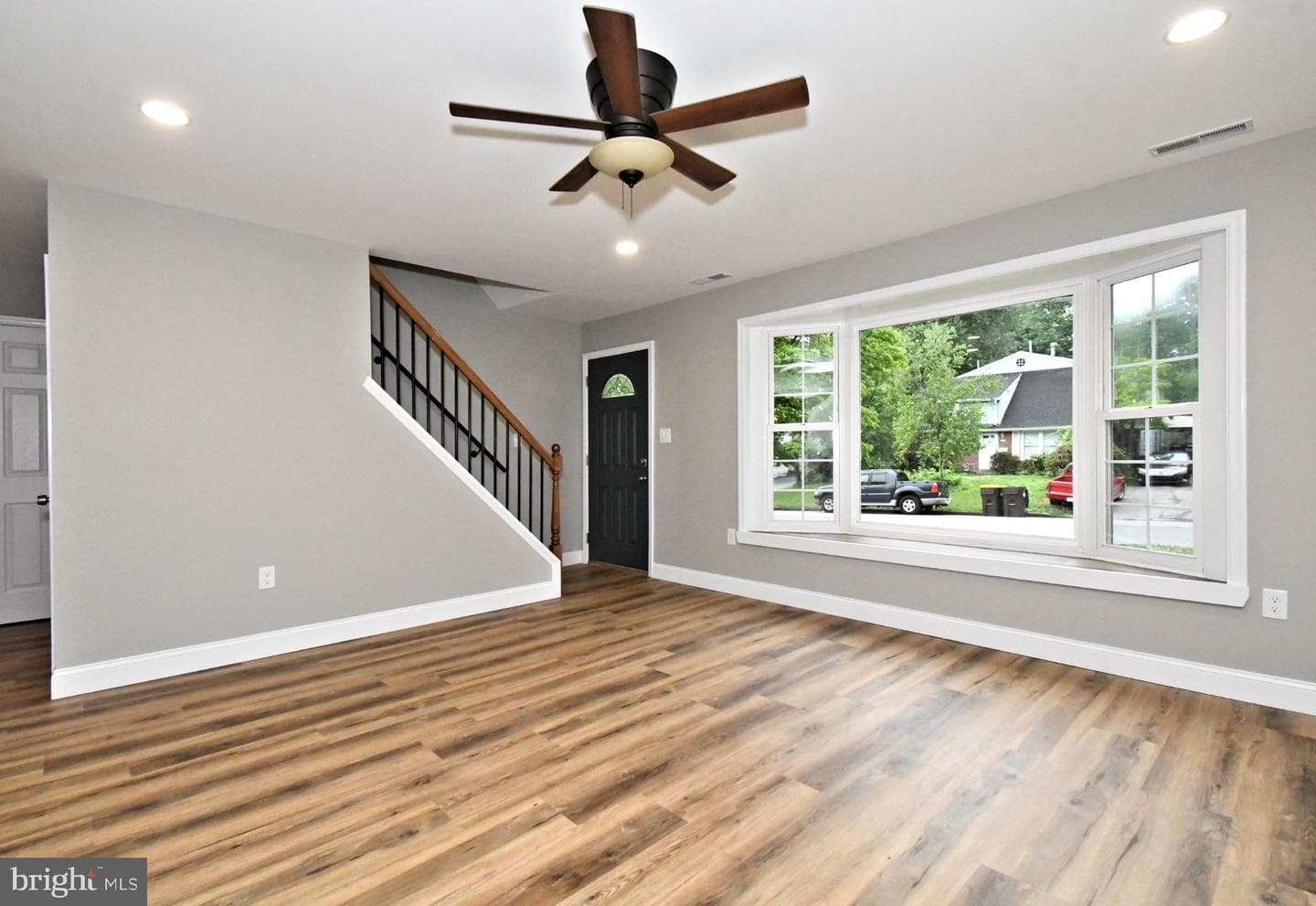 306 Independence Road photo 6