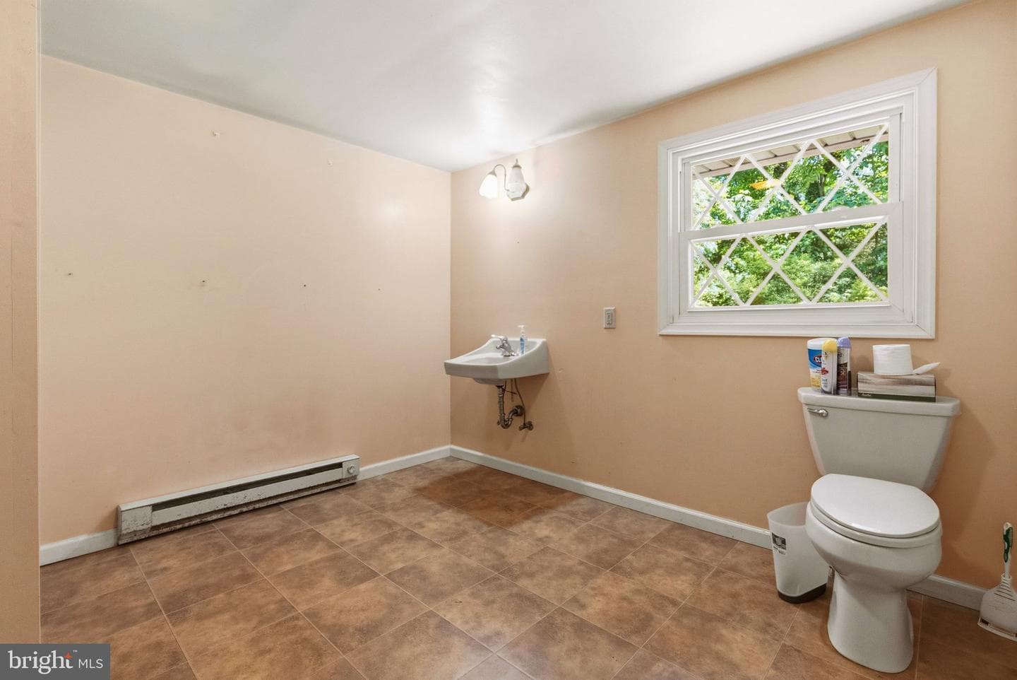 1701 Bahr Road photo 17