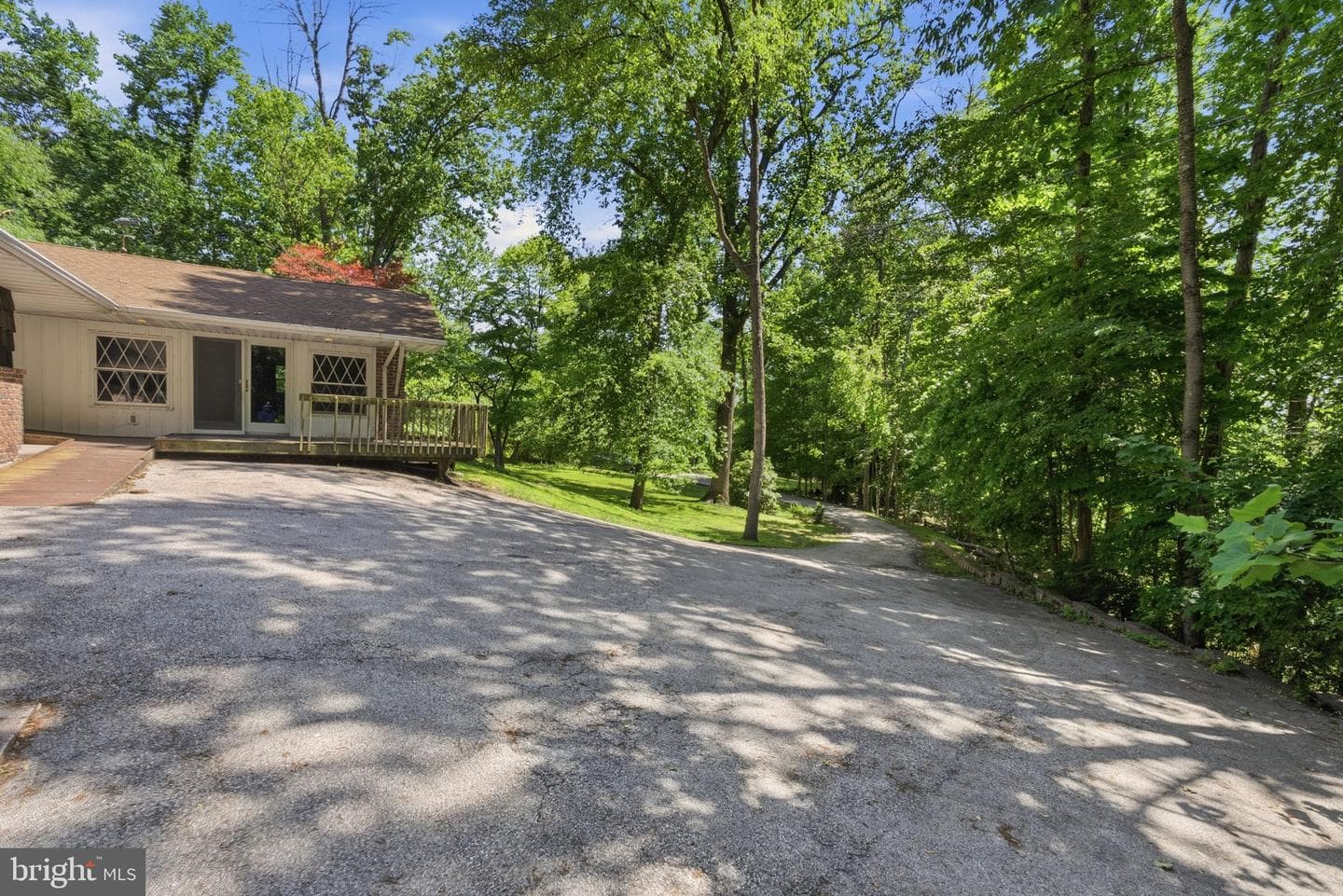 1701 Bahr Road photo 35