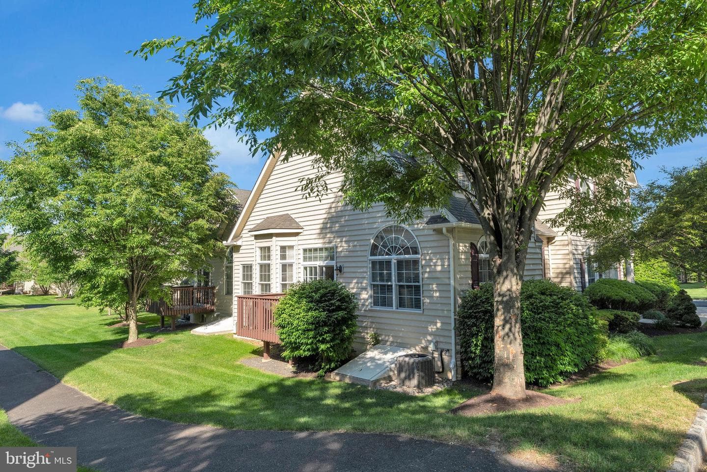 401 W Kennedy Road #209 photo 37