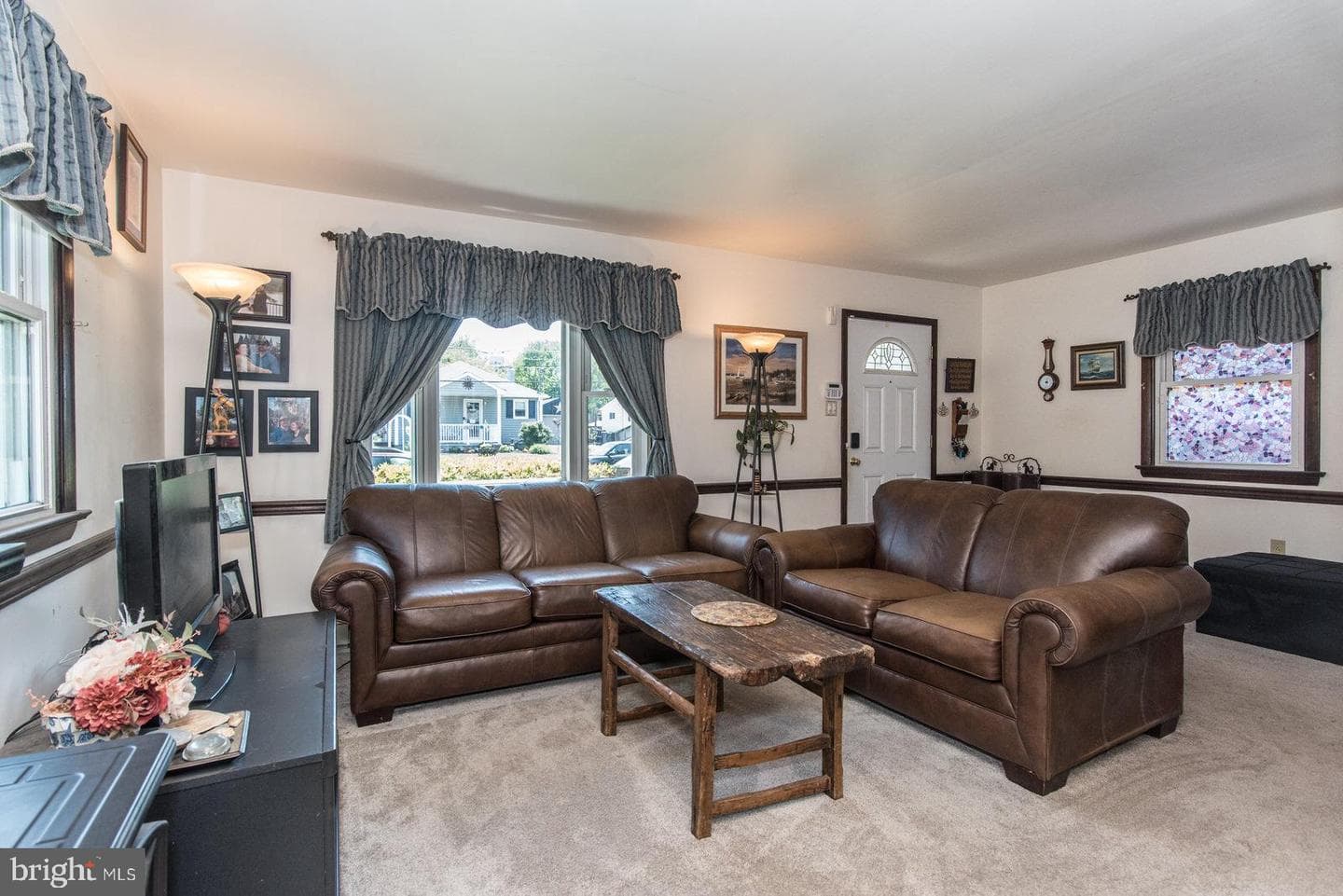 747 Logan Street photo 5