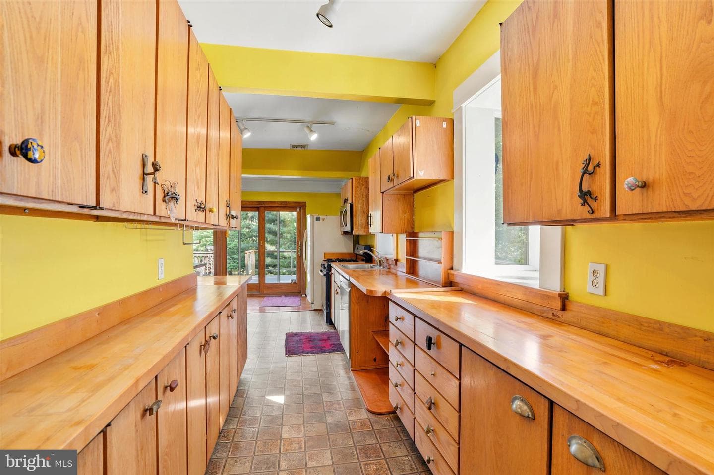 1054 Croton Road photo 10