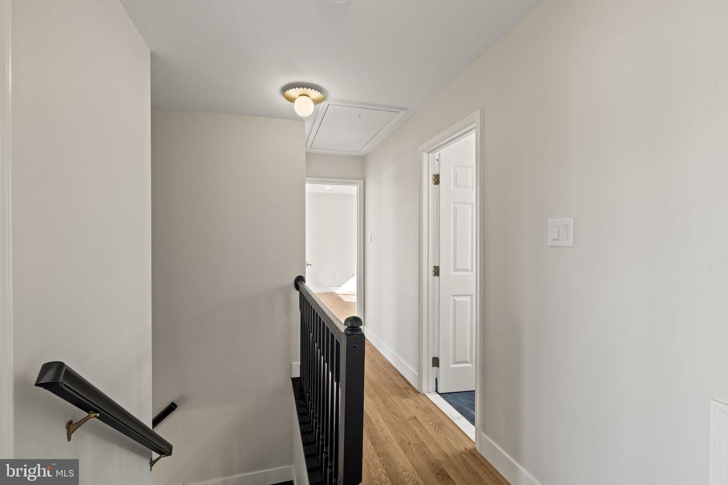 703 Gregory Drive photo 19