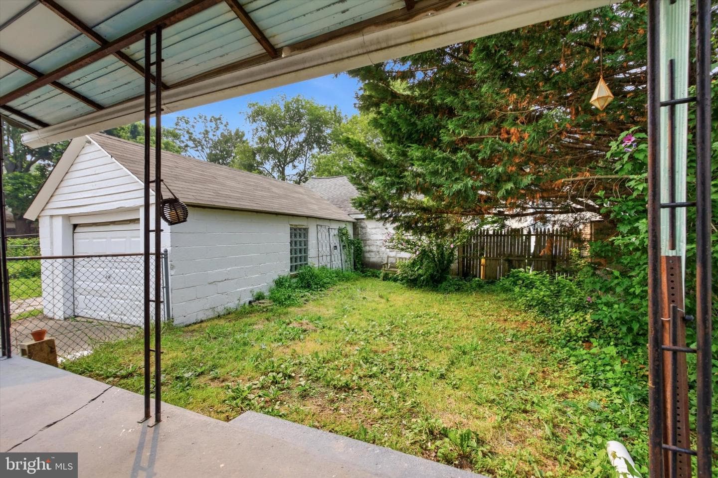 227 Greenfield Avenue photo 23