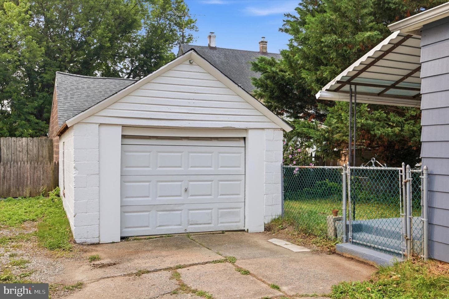 227 Greenfield Avenue photo 24