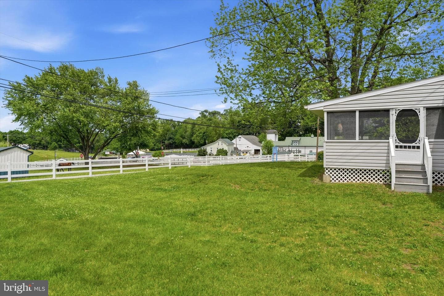 565 Dartmouth Drive photo 18