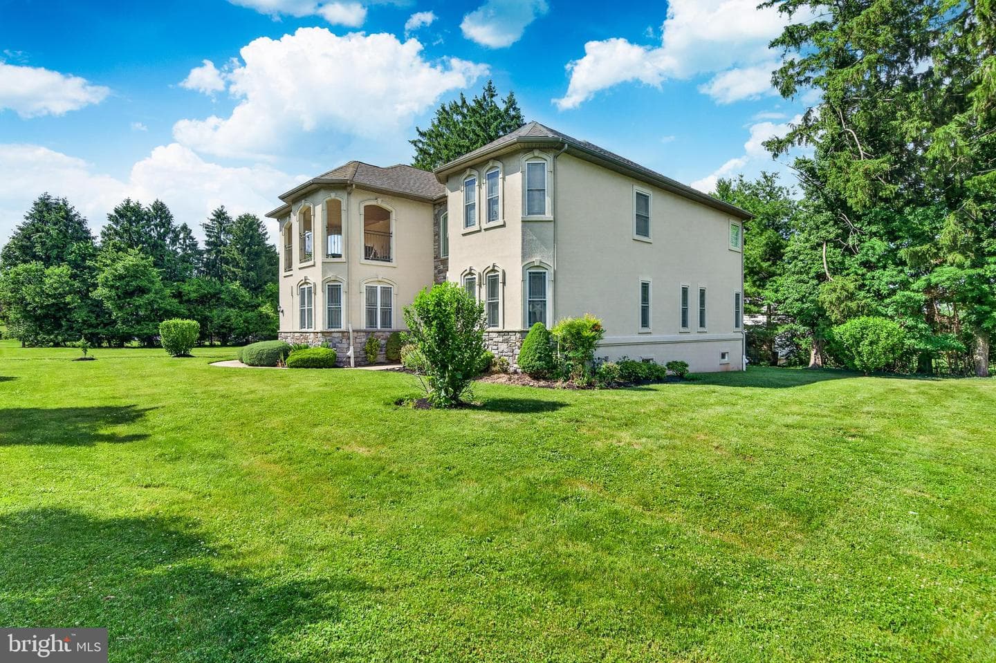 261 Pheasant Drive photo 6