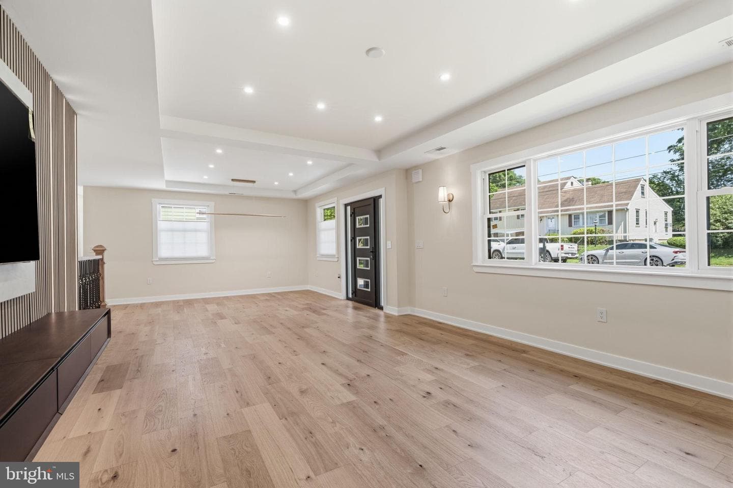 936 Wesley Avenue photo 8