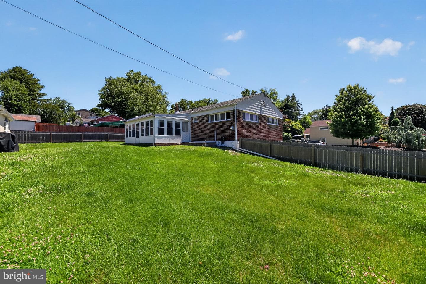 504 Louise Road photo 3