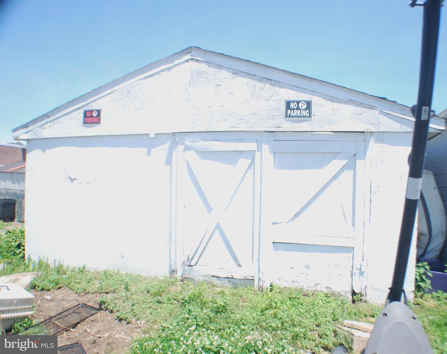 224 W 5th Street photo 12