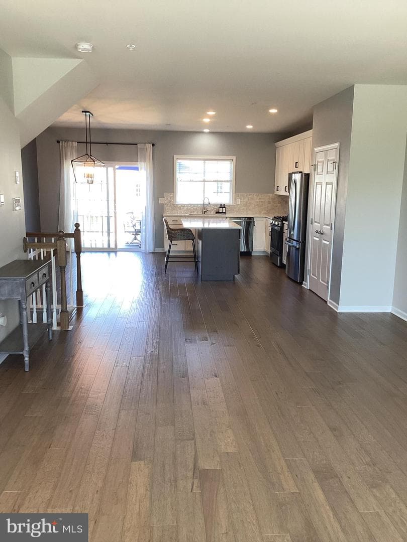 403 Ridgewood Drive photo 9