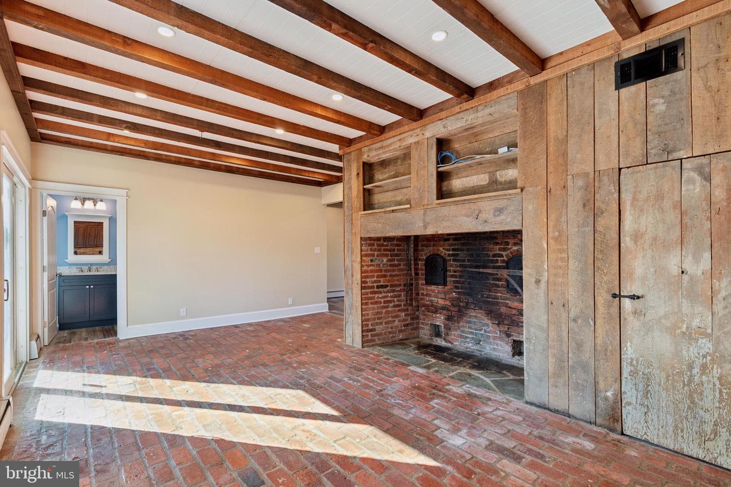 103 N Main Street photo 46