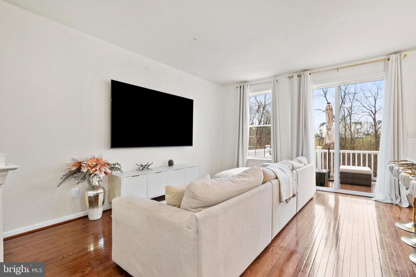 420 Sweet Bay Lane photo 9