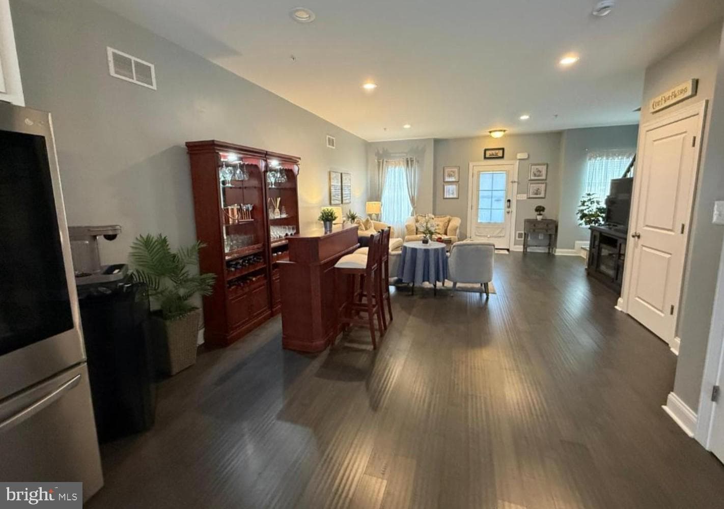 428 Hurst Street photo 10