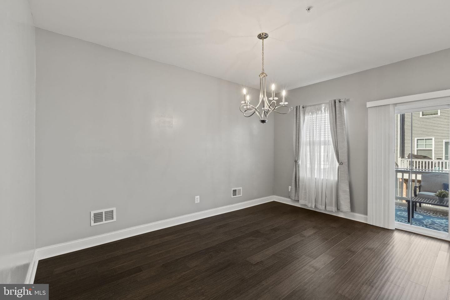 428 Hurst Street photo 15