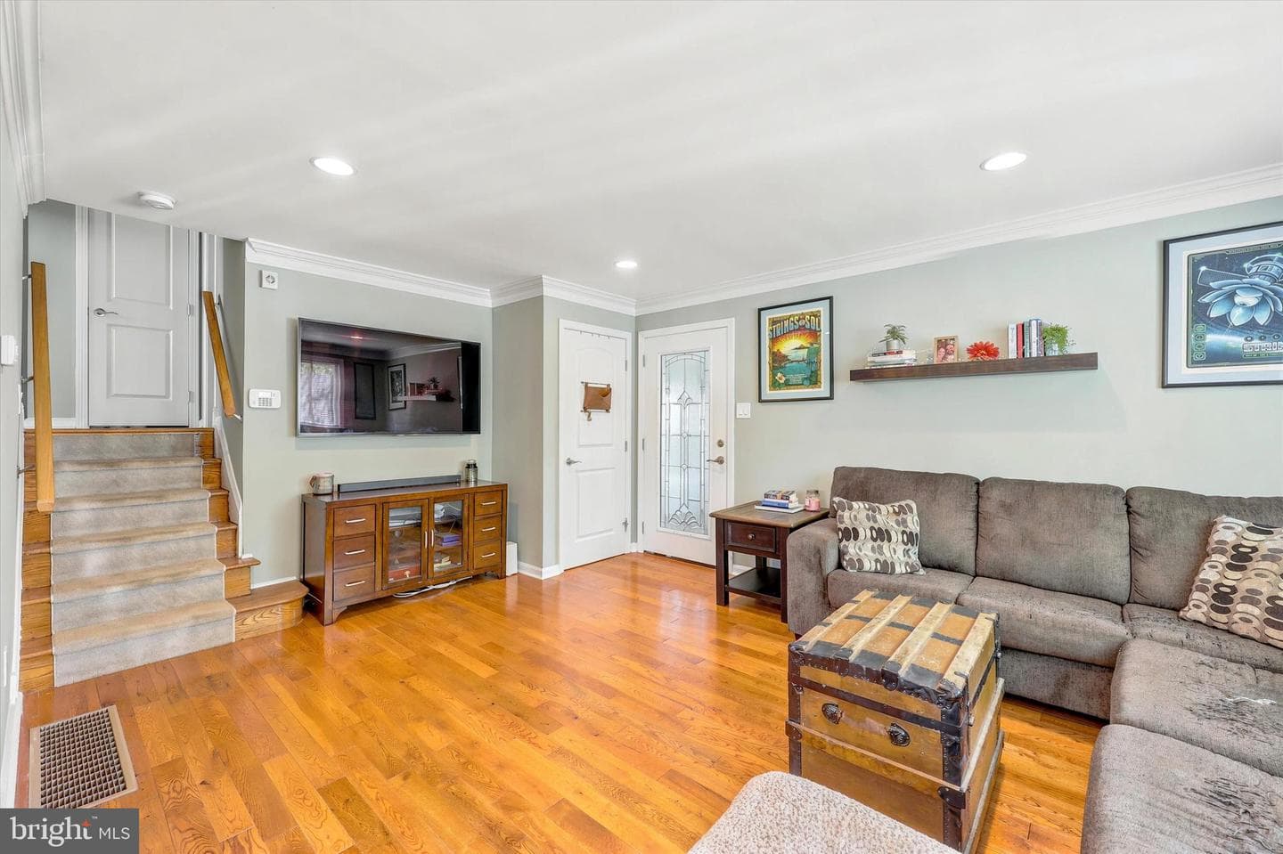 134 West Avenue photo 5