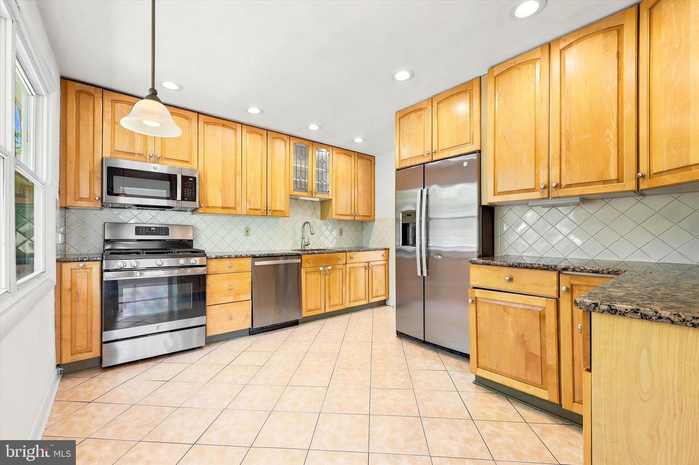 417 Meadowbrook Lane photo 8