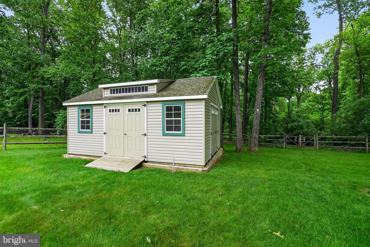 5967 Woodridge Drive photo 33