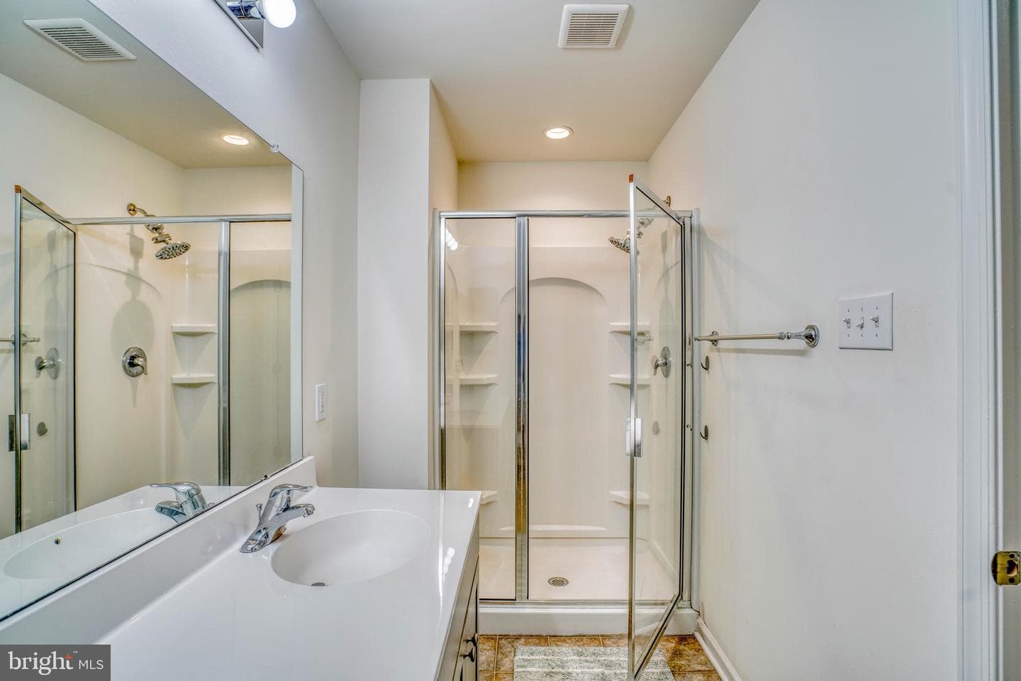1529 Dekalb Street #130 photo 32