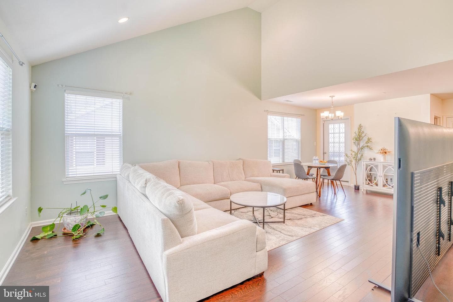 1529 Dekalb Street #130 photo 4