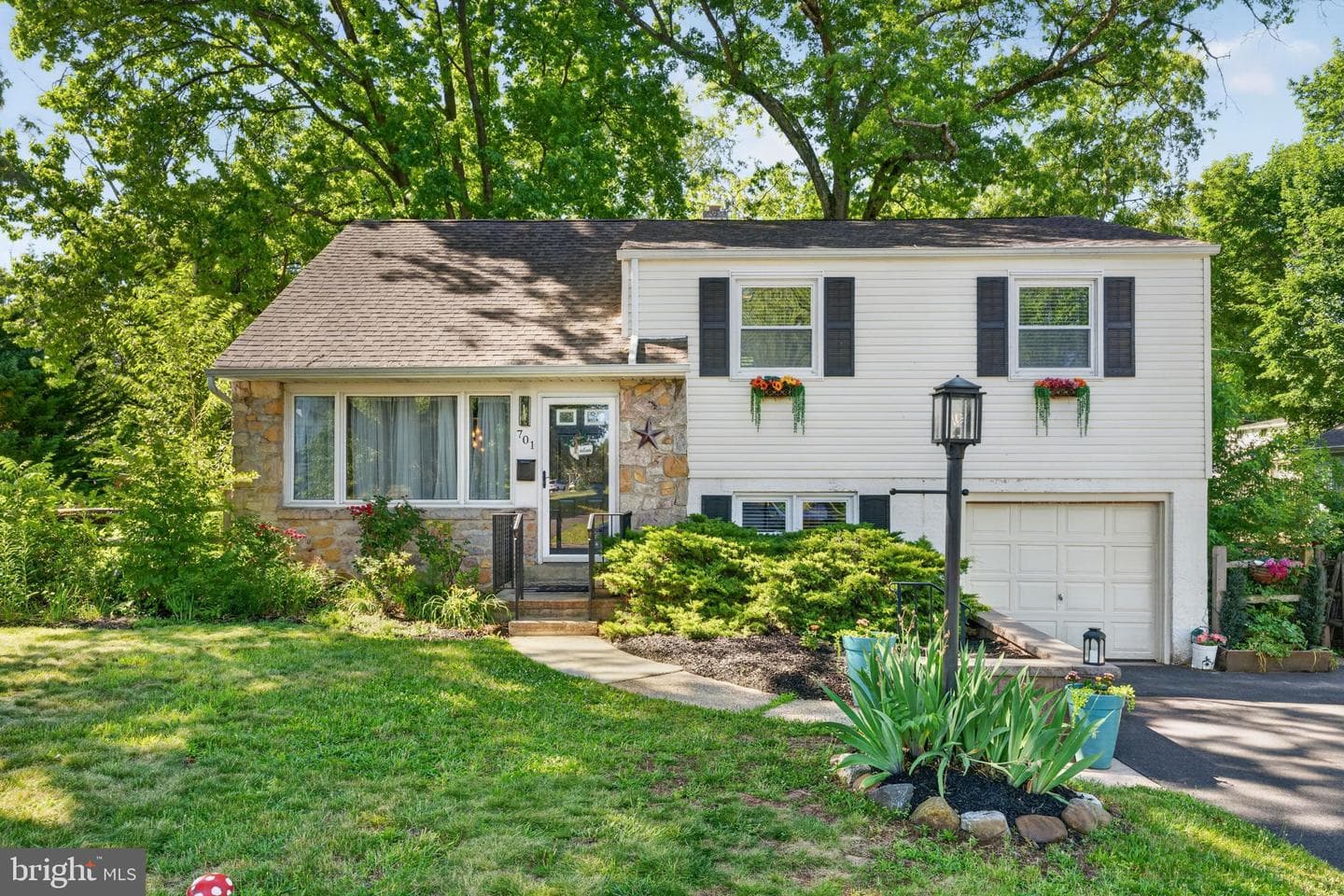 701 Abbey Lane