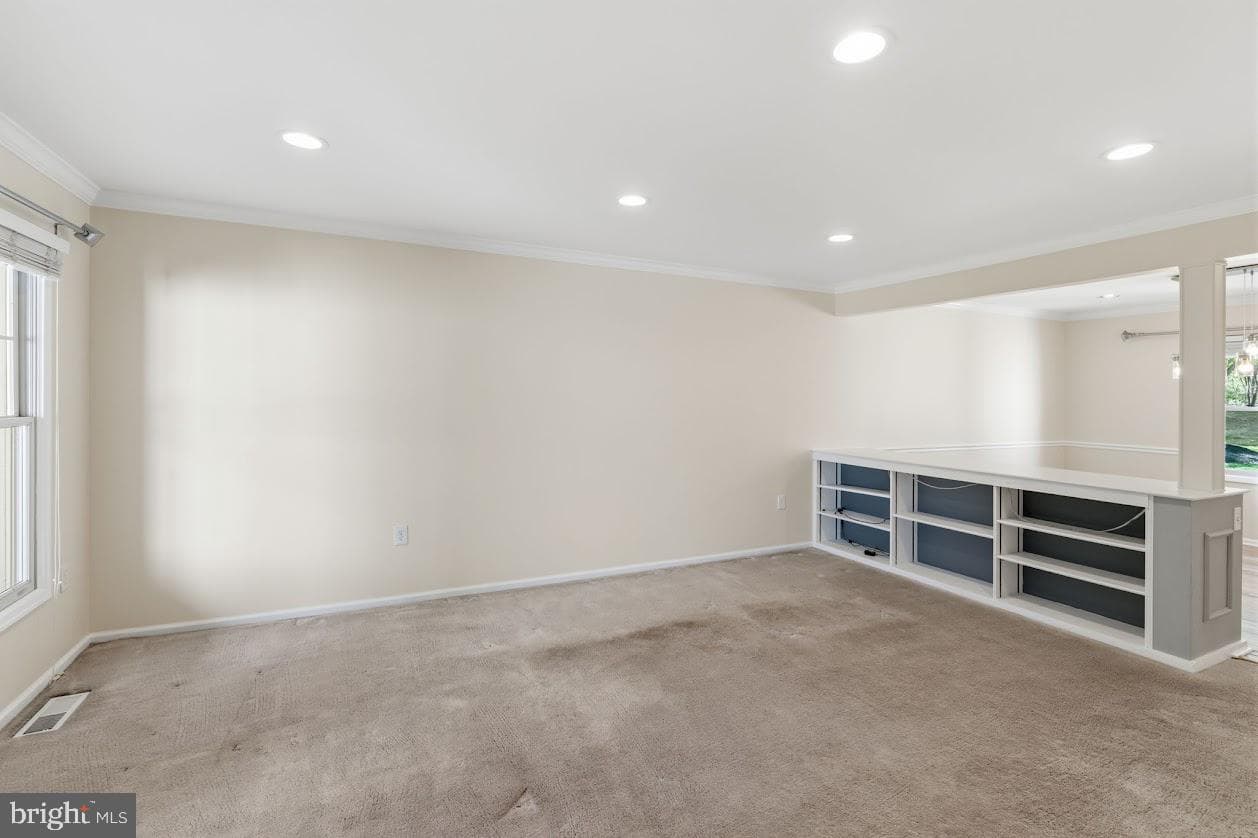 205 Polo Drive photo 7