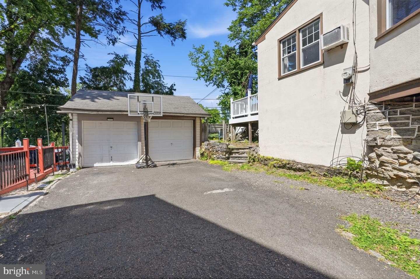 843 Elkins Avenue photo 29
