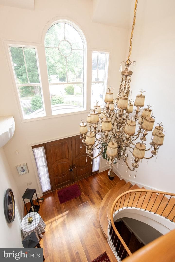 711 Moredon Road photo 37