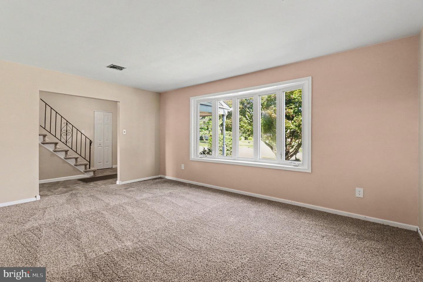 208 N Trooper Road photo 12